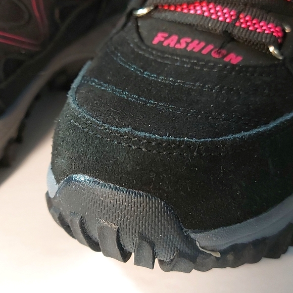 NWOT Fashion Black Faux Suede Boots, Size 36 - Picture 16 of 16